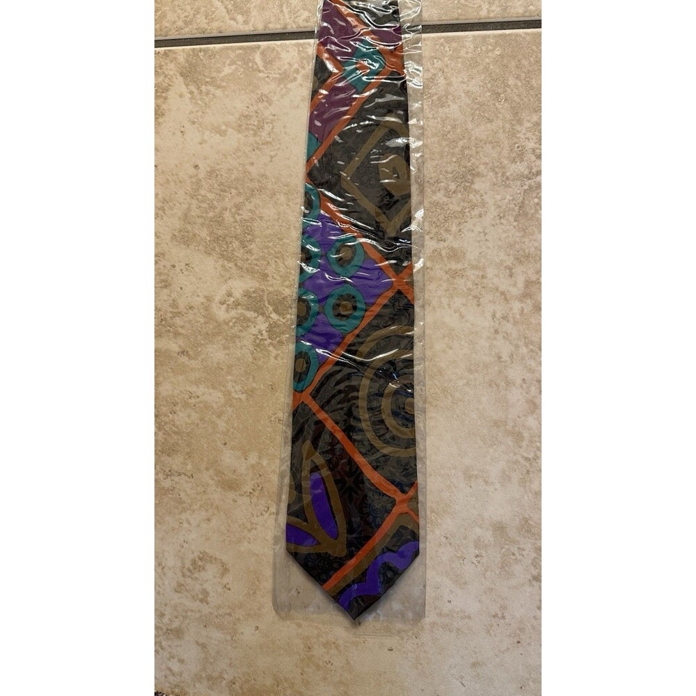 New Vintage 1980’s Maga 100% Silk Tie Made In Italy